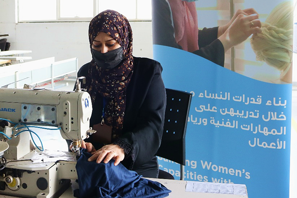 Raghad Al-Momani, 40, is one of the beneficiaries of the garment training programme run by EFE-Jordan. 