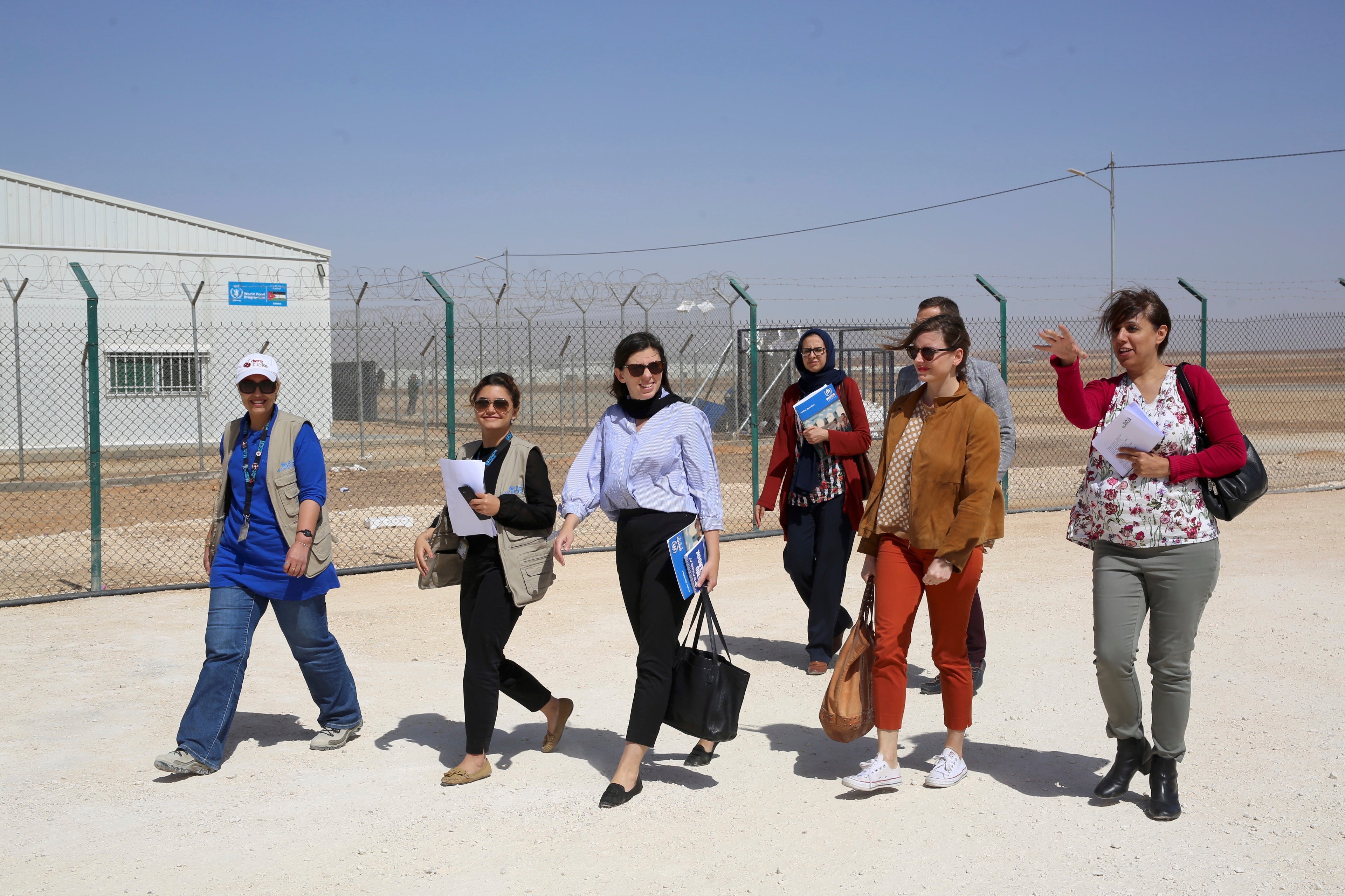 The delegation joins UN Women at the Azraq 'Women and Girls' Oasis' in village 3, the Oasis was inaugurated in February 2018 alongside the French Ambassador of Jordan and fellow members who joined the delegation visit to the Oasis. 