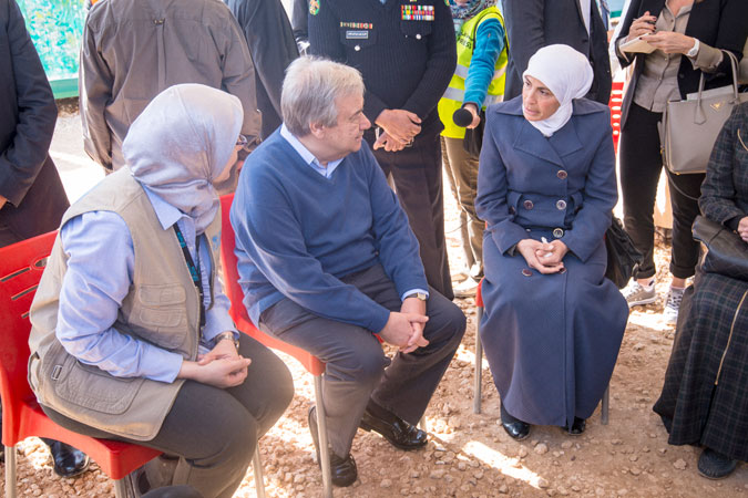 UN Secretary-General António Guterres meets with members of the refugee camp women’s committee at the UN Women-run Oasis in Za’atari. Photo: UN Women/ Benoît Almeras